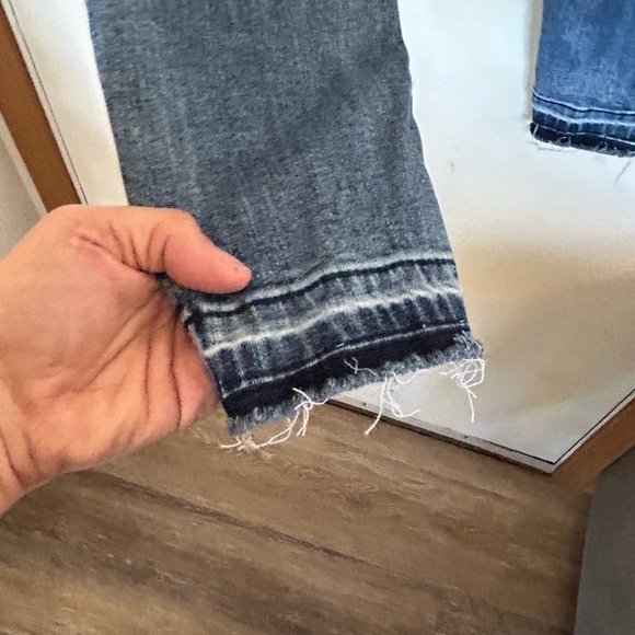 M jeans by Maurice’s high rose stretchy jeggings medium raw hem line distressed - Picture 4 of 9